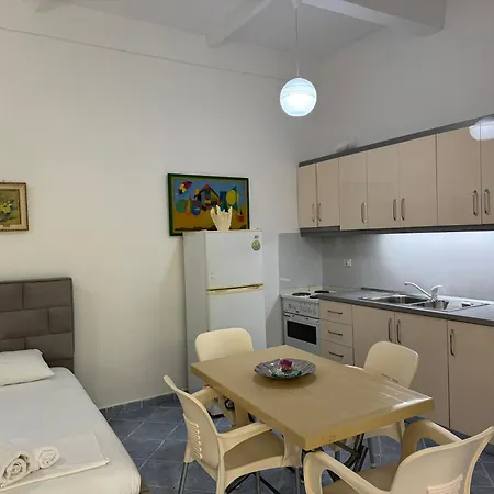 Flower Guest house Sarande